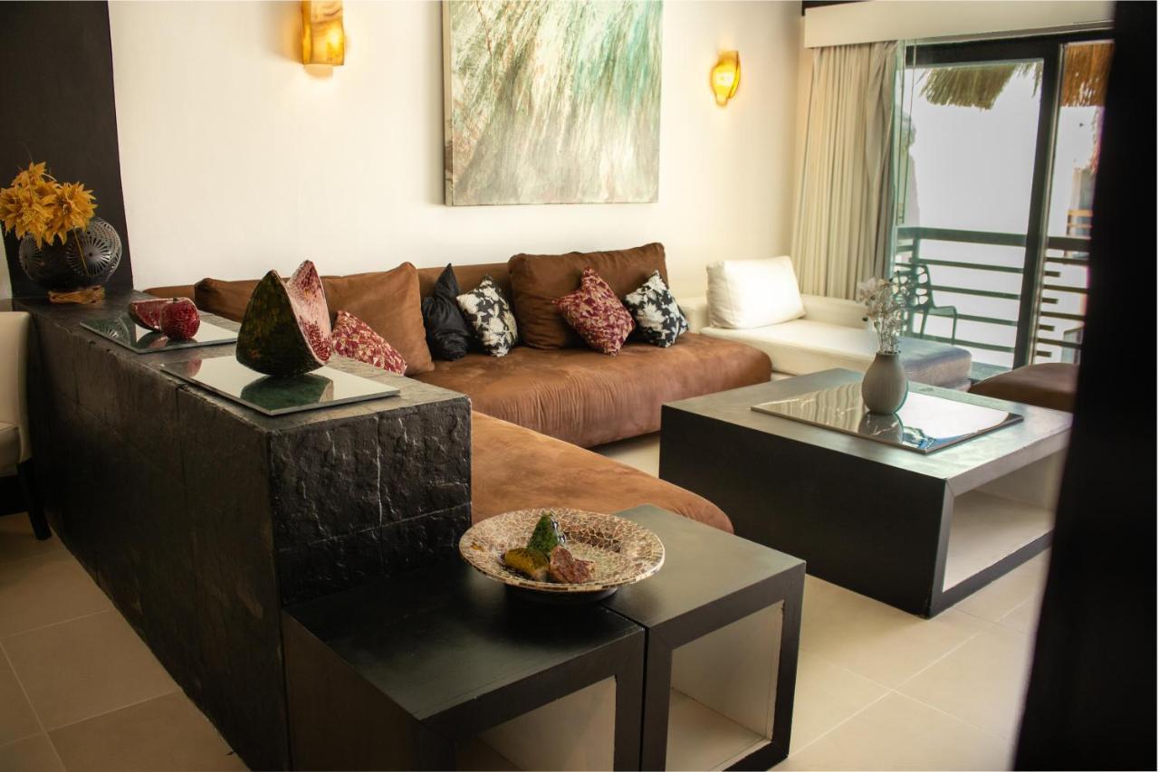 Aldea Thai Beachfront Condos Playa del Carmen Exterior photo